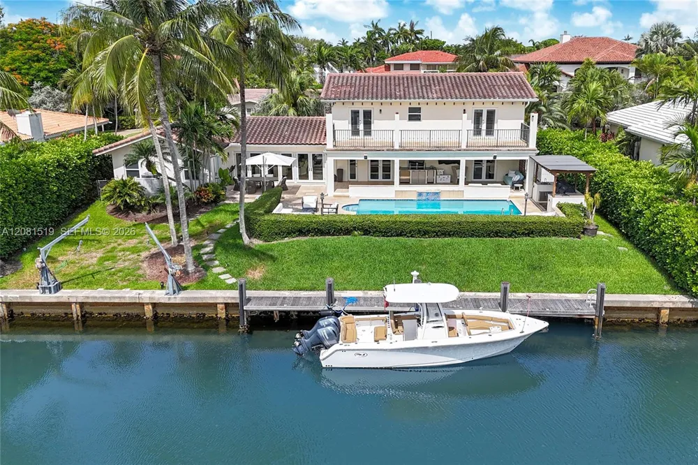 13035 Nevada St Coral Gables, FL 33156