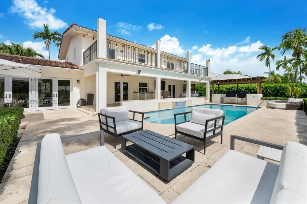 13035 Nevada St Coral Gables, FL 33156