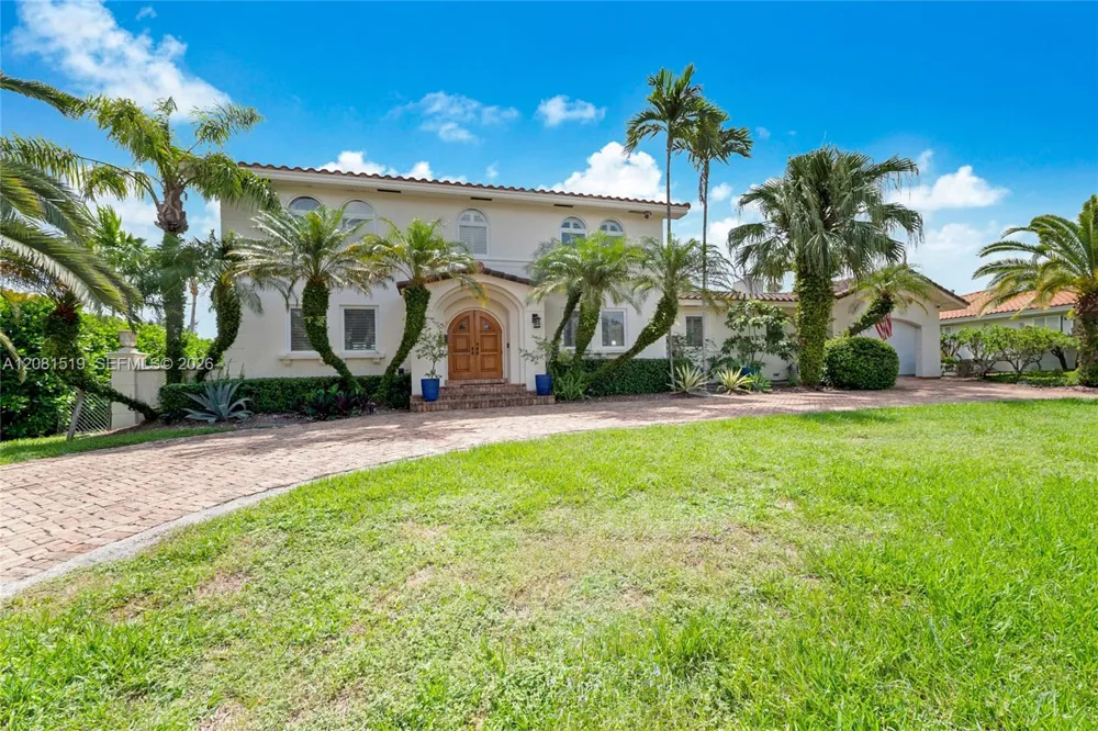 13035 Nevada St Coral Gables, FL 33156