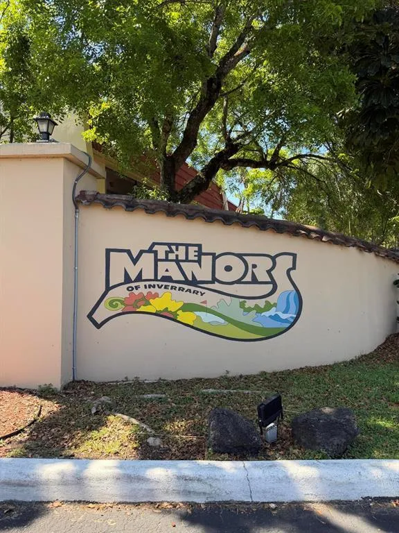 4174 Inverrary Drive #505 Lauderhill, FL 33319