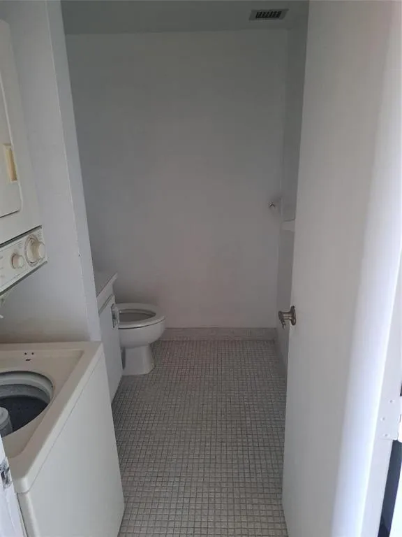 4174 Inverrary Drive #505 Lauderhill, FL 33319