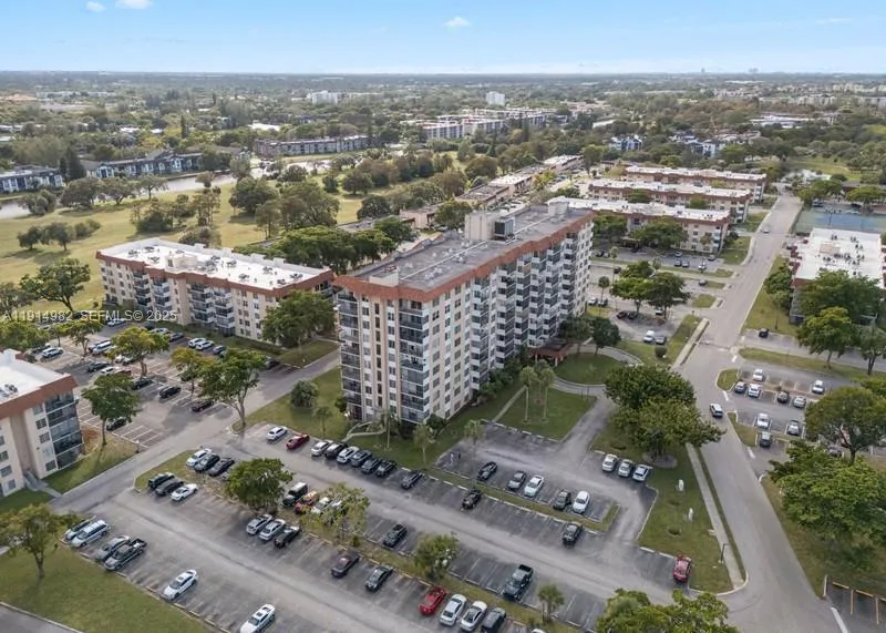 4174 Inverrary Drive #505 Lauderhill, FL 33319