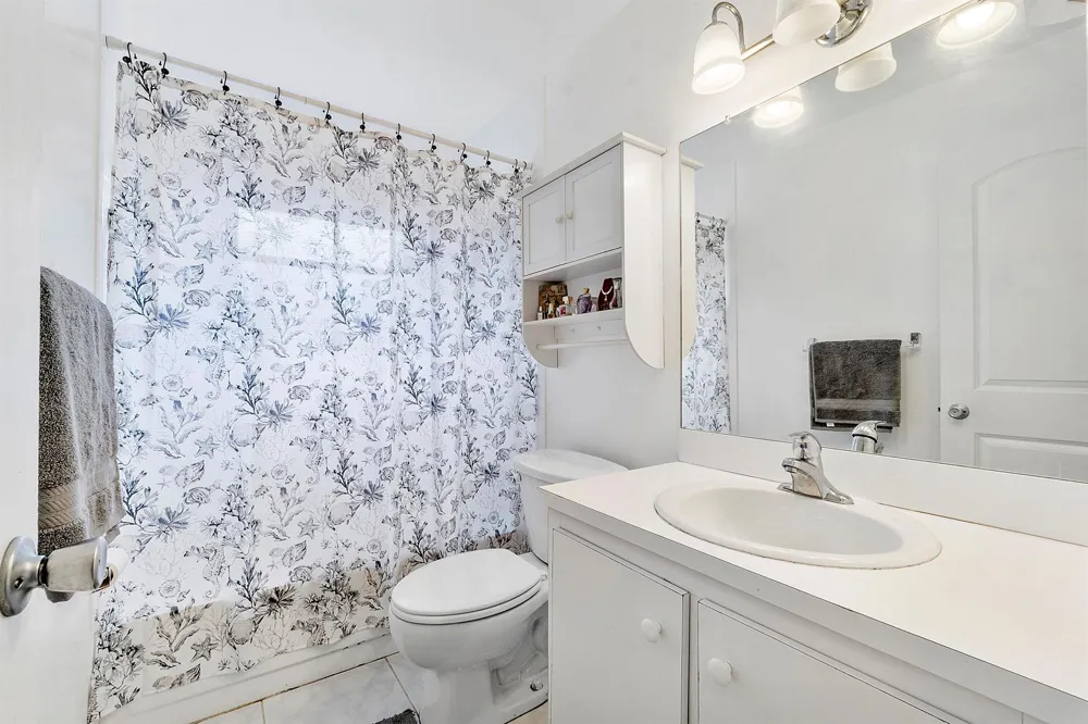 14519 Lucy Drive Delray Beach, FL 33484