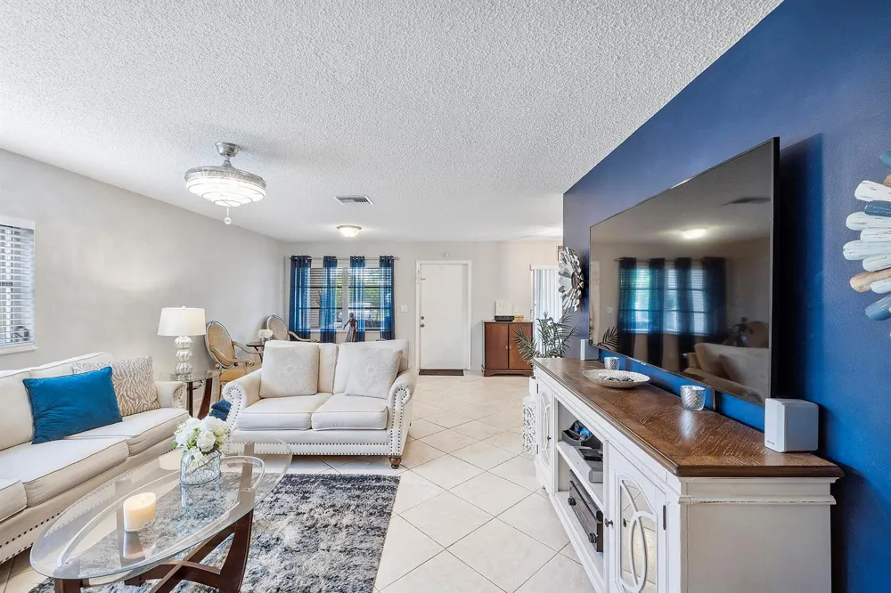 14519 Lucy Drive Delray Beach, FL 33484