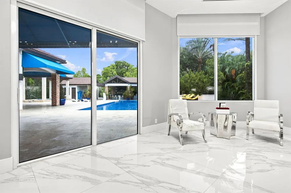 4851 SW 111TH TERRACE Davie, FL 33328