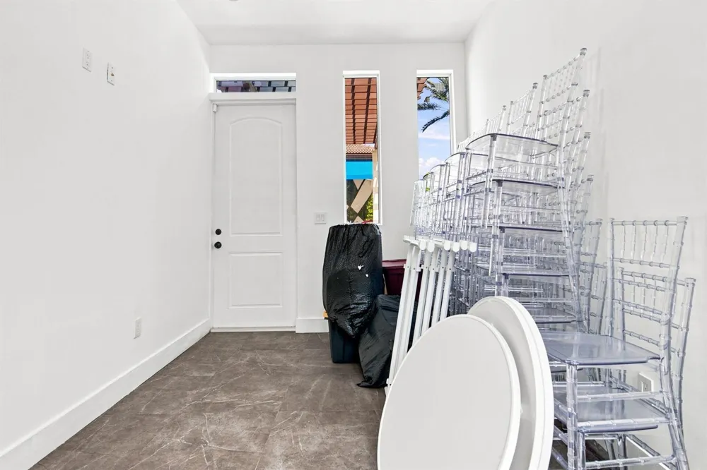 4851 SW 111TH TERRACE Davie, FL 33328