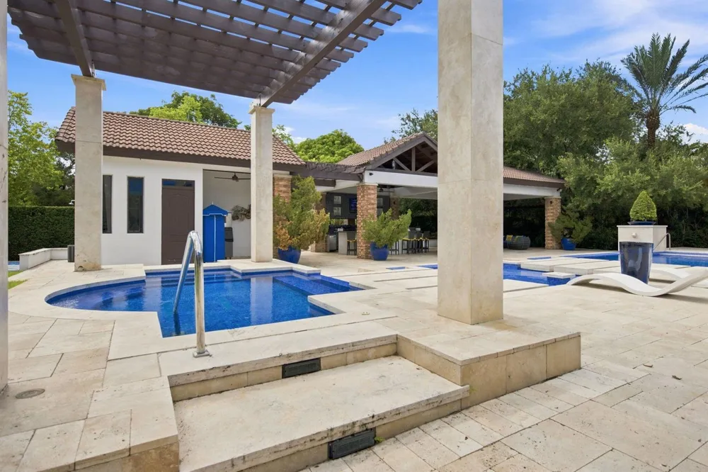 4851 SW 111TH TERRACE Davie, FL 33328