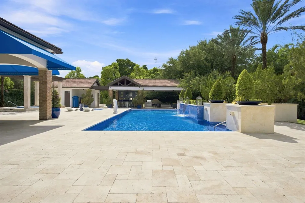 4851 SW 111TH TERRACE Davie, FL 33328