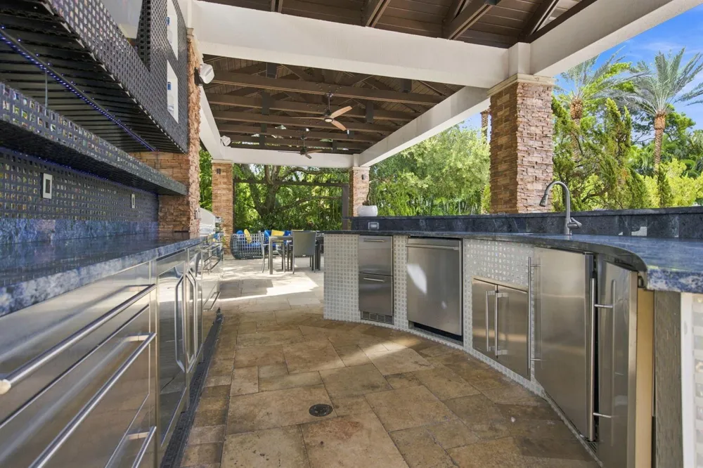 4851 SW 111TH TERRACE Davie, FL 33328