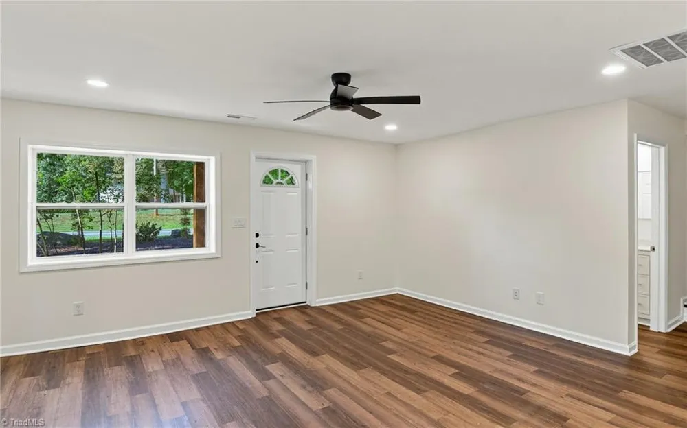 7505 Franklin Road Lewisville, NC 27023