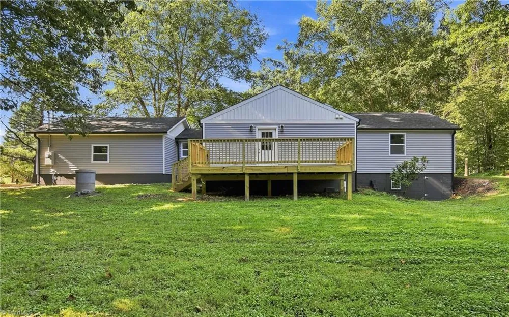 7505 Franklin Road Lewisville, NC 27023