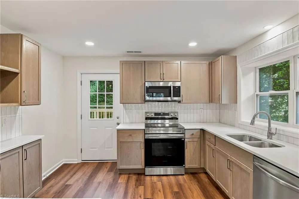 7505 Franklin Road Lewisville, NC 27023