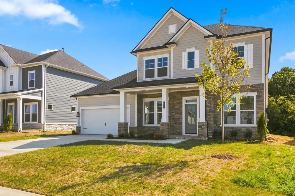 838 Drivers Cir Columbia, TN 38401