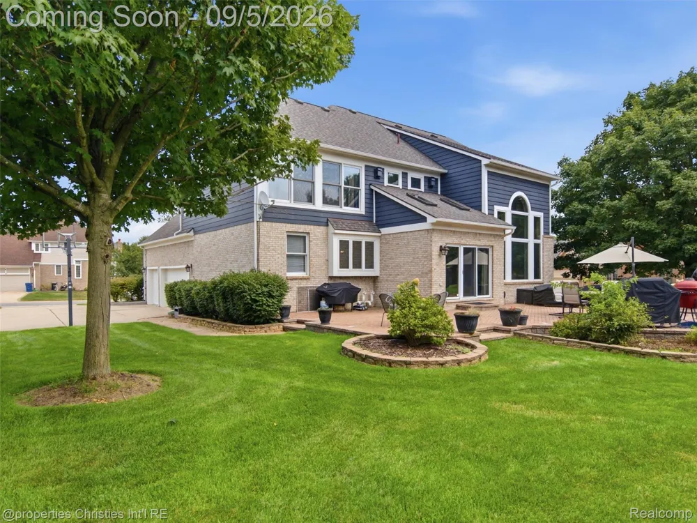 7305 Heron Way Canton Charter Township, MI 48187