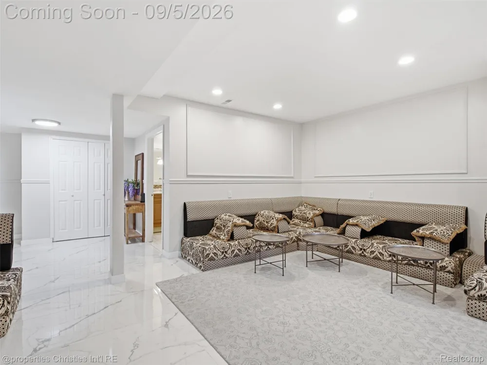 7305 Heron Way Canton Charter Township, MI 48187
