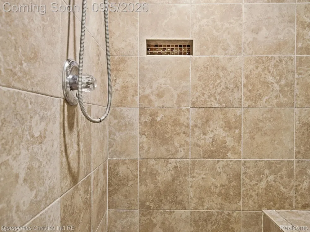 7305 Heron Way Canton Charter Township, MI 48187