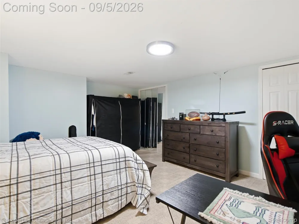 7305 Heron Way Canton Charter Township, MI 48187