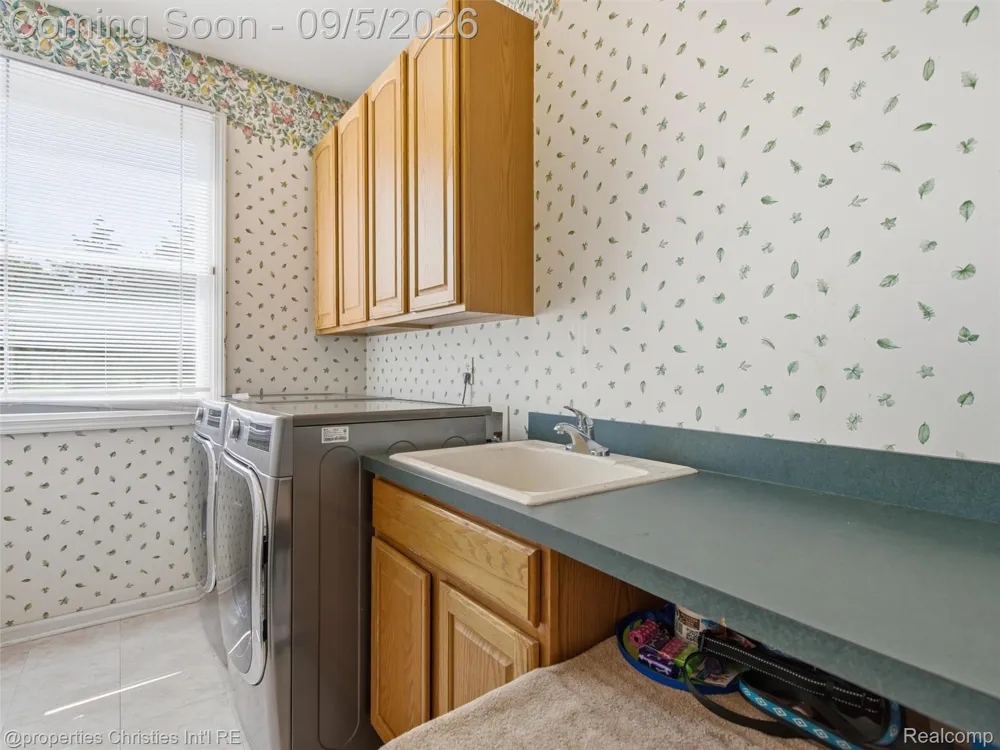 7305 Heron Way Canton Charter Township, MI 48187