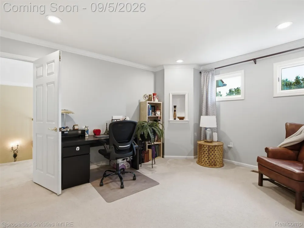 7305 Heron Way Canton Charter Township, MI 48187