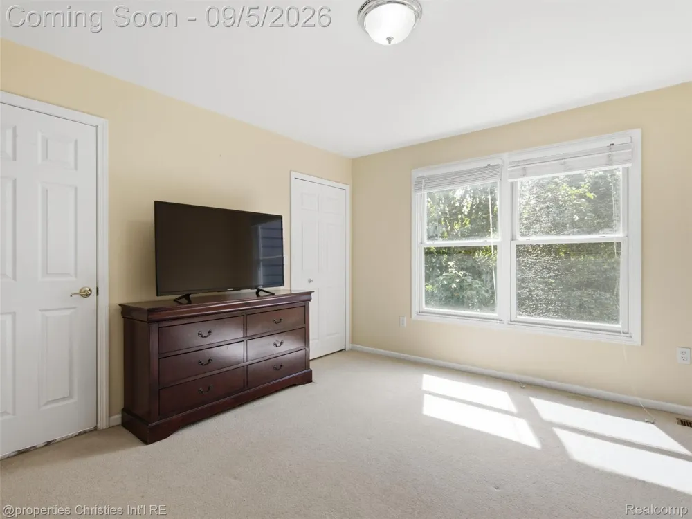 7305 Heron Way Canton Charter Township, MI 48187
