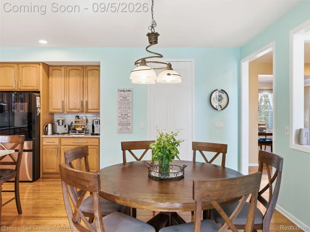7305 Heron Way Canton Charter Township, MI 48187
