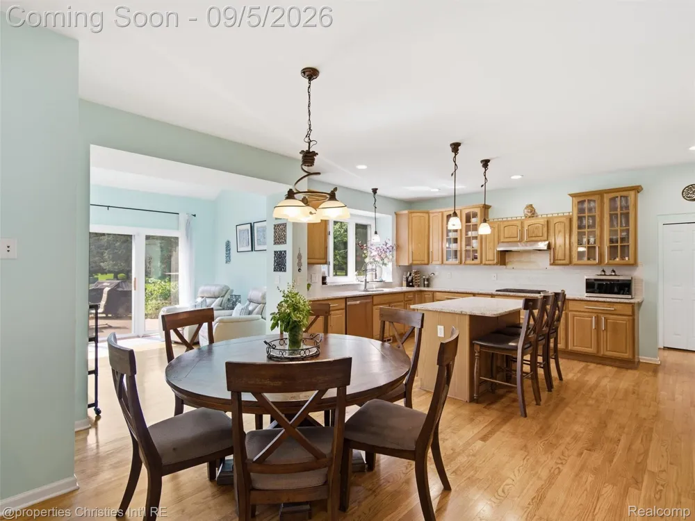7305 Heron Way Canton Charter Township, MI 48187