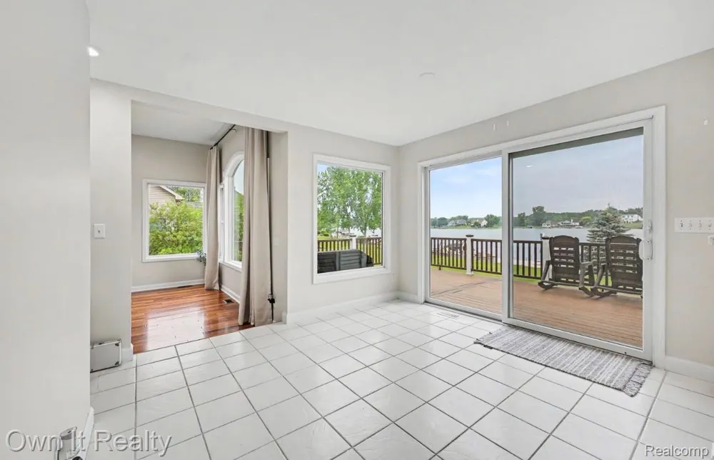 8609 Odowling Franklin Township, MI 49265
