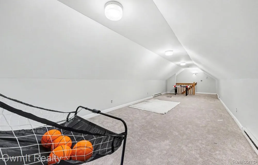 8609 Odowling Franklin Township, MI 49265