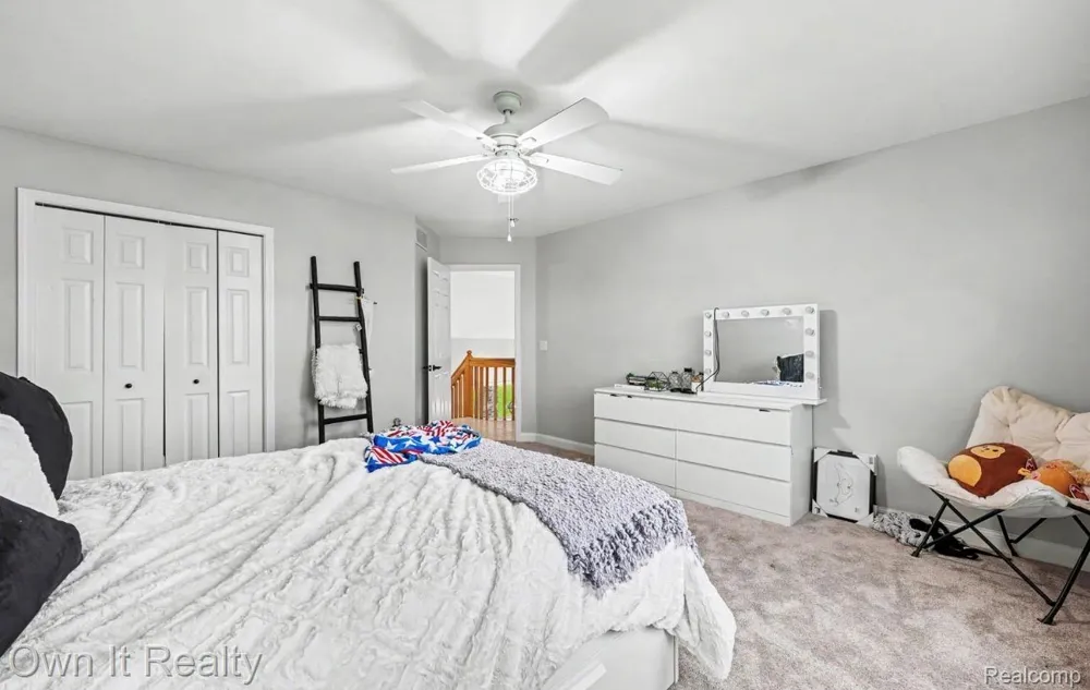 8609 Odowling Franklin Township, MI 49265