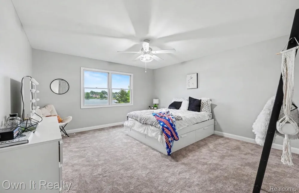 8609 Odowling Franklin Township, MI 49265