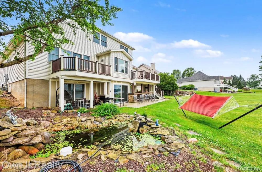8609 Odowling Franklin Township, MI 49265