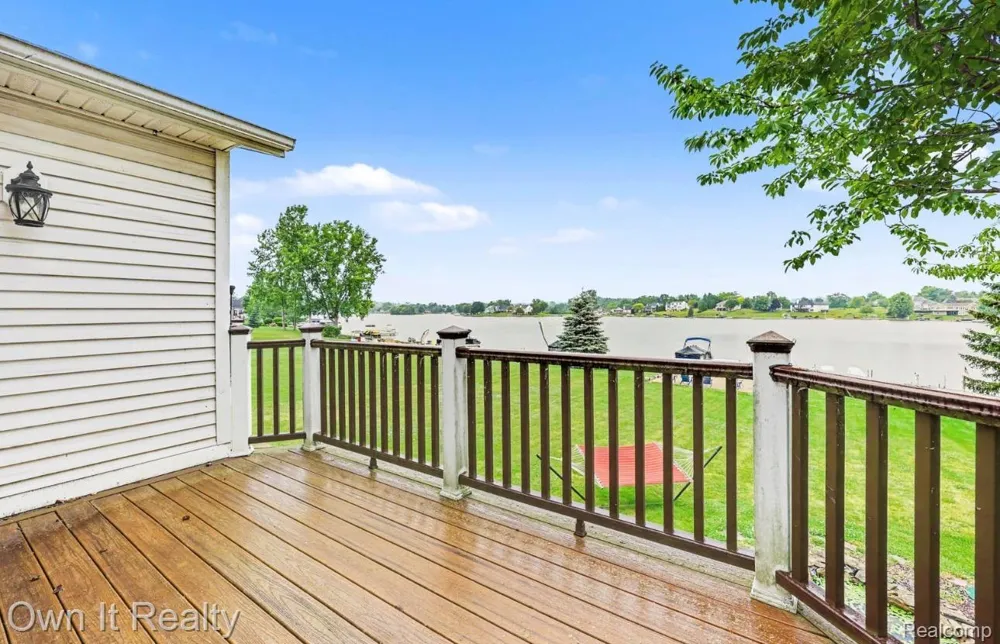 8609 Odowling Franklin Township, MI 49265