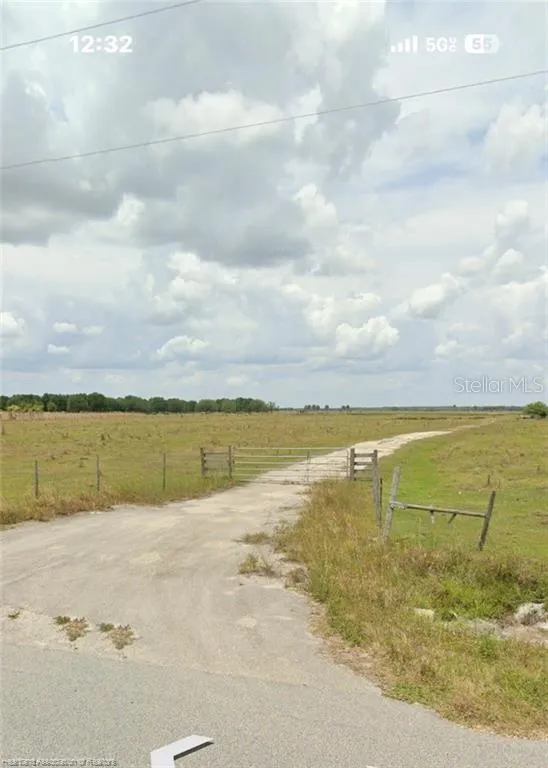 8008 W JOSEPHINE ROAD Sebring, FL 33875