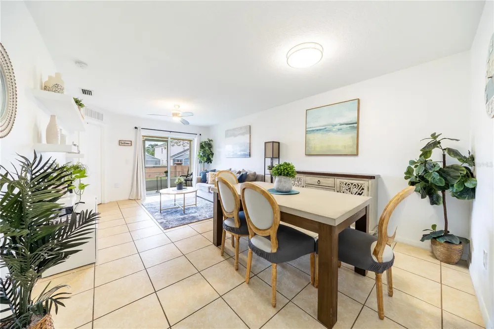 2860 CLUB CORTILE CIRCLE #A Kissimmee, FL 34746