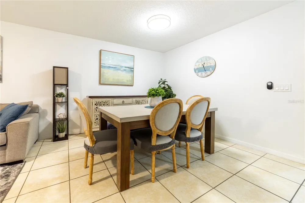 2860 CLUB CORTILE CIRCLE #A Kissimmee, FL 34746