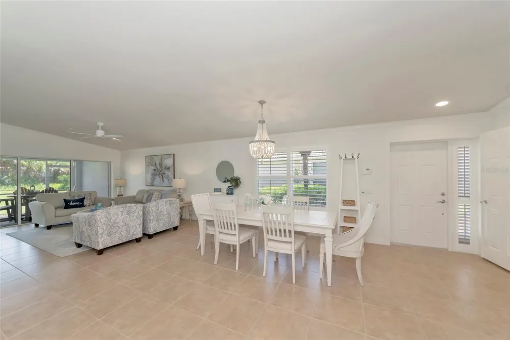2133 BURGOS DRIVE Sarasota, FL 34238