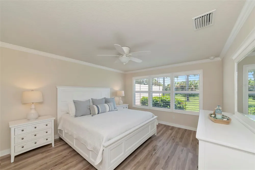2133 BURGOS DRIVE Sarasota, FL 34238