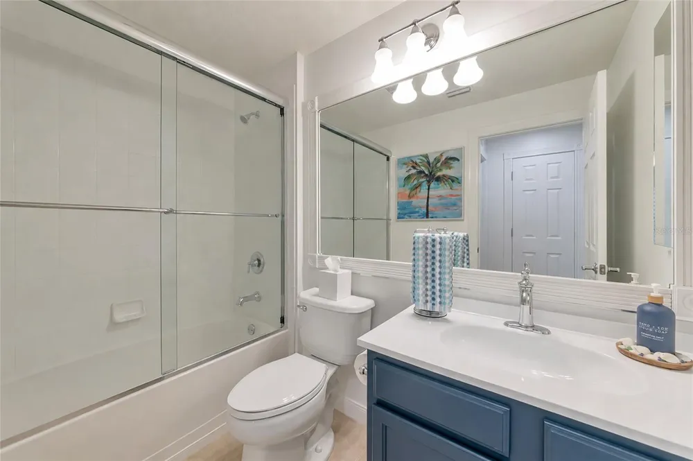2133 BURGOS DRIVE Sarasota, FL 34238