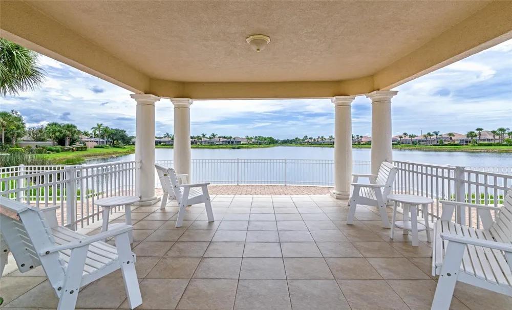 2133 BURGOS DRIVE Sarasota, FL 34238
