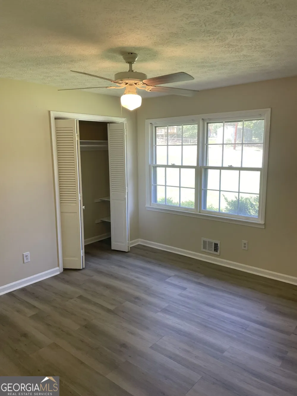 992 Brandywine DR Winder, GA 30680