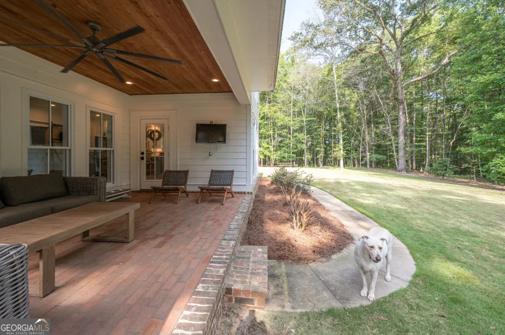 1826 Pierce RD Waverly Hall, GA 31831