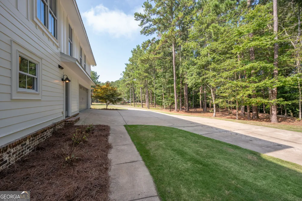 1826 Pierce RD Waverly Hall, GA 31831