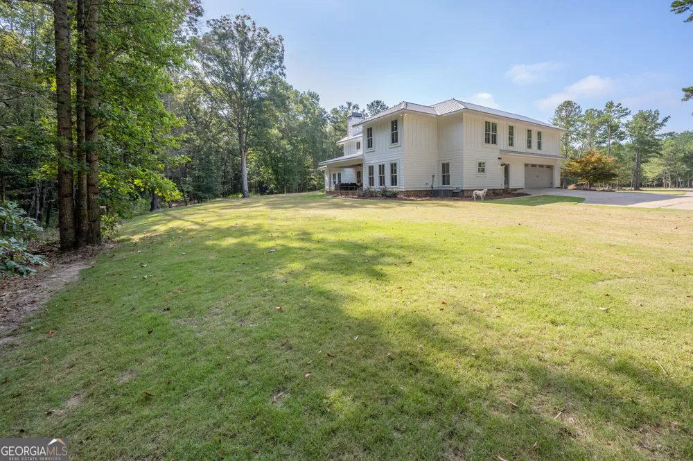 1826 Pierce RD Waverly Hall, GA 31831