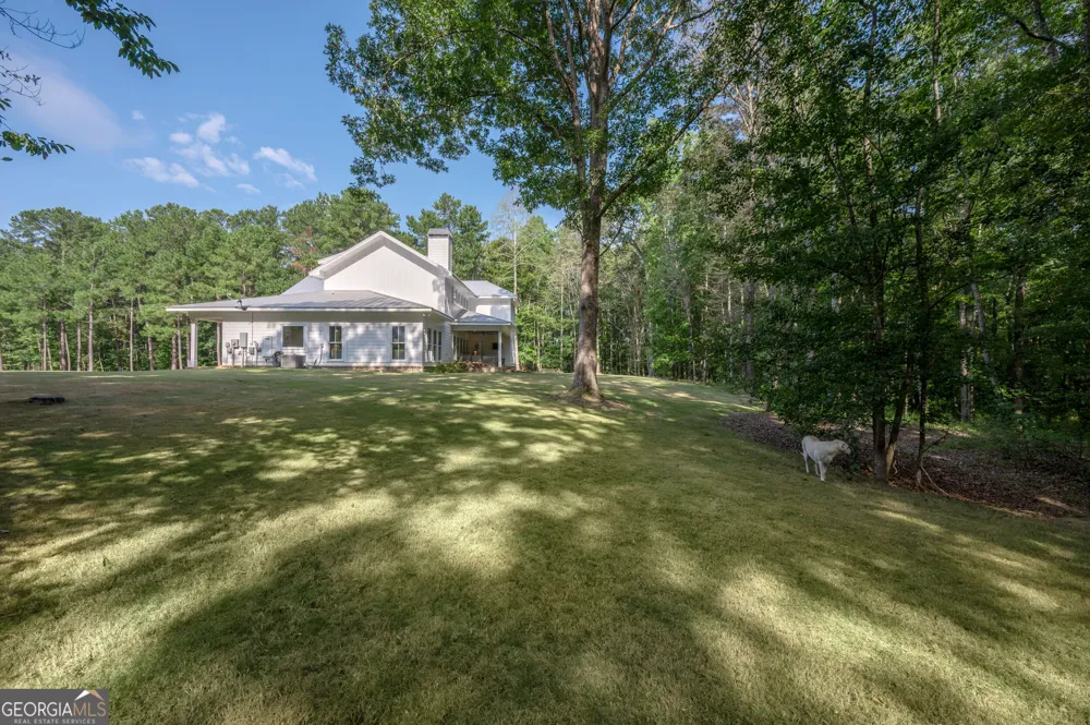 1826 Pierce RD Waverly Hall, GA 31831