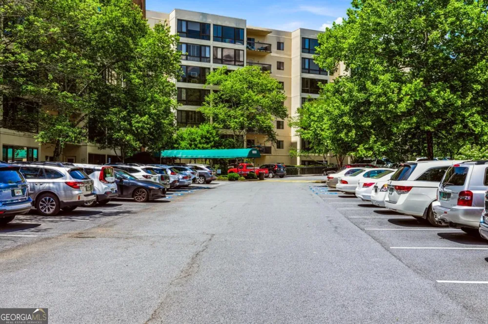 1800 Clairmont LK Decatur, GA 30033
