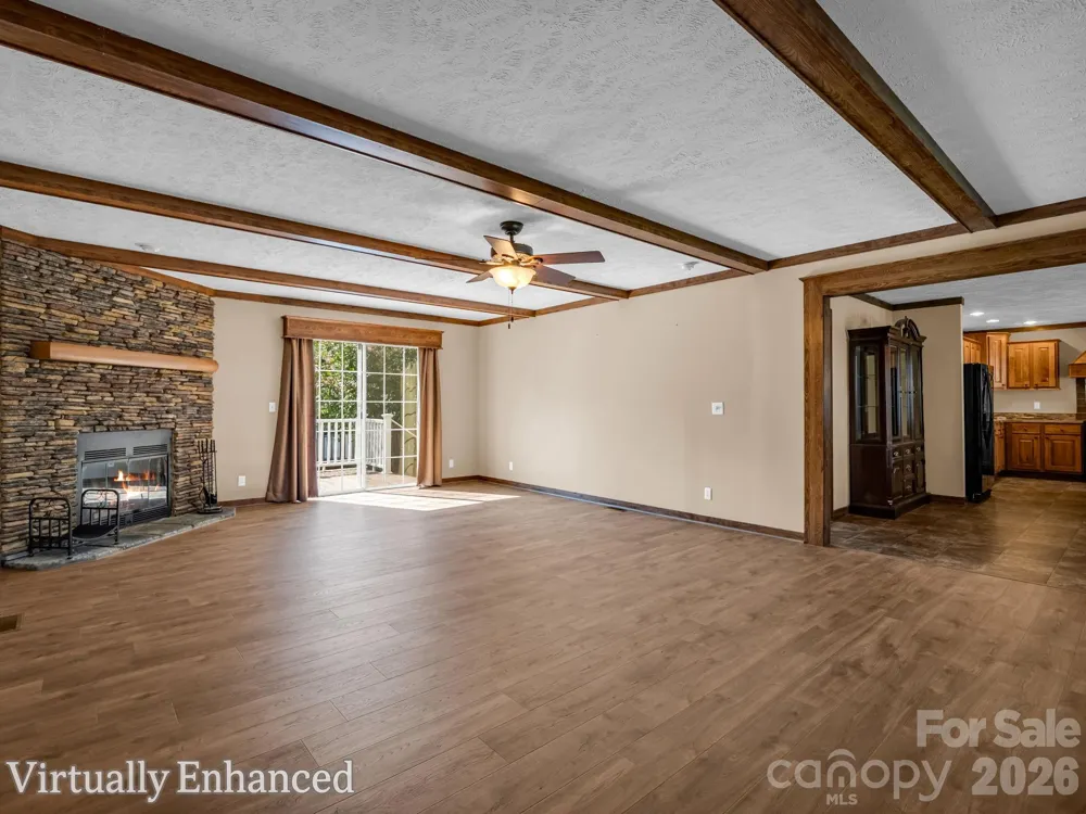 12 Frederick Lane Hendersonville, NC 28792