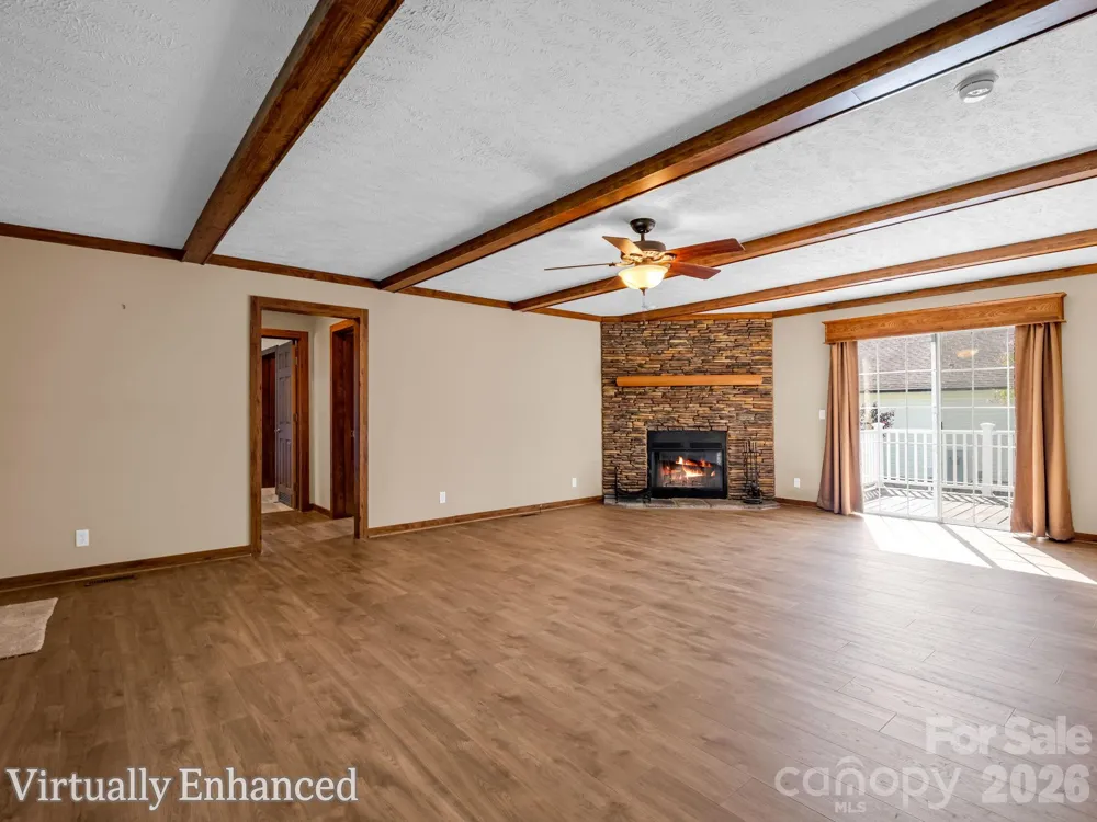 12 Frederick Lane Hendersonville, NC 28792