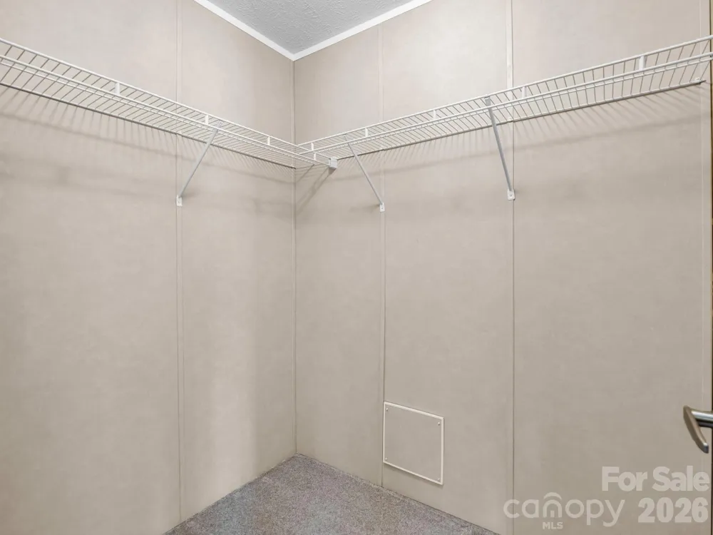 12 Frederick Lane Hendersonville, NC 28792
