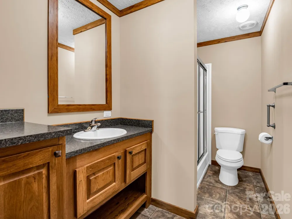 12 Frederick Lane Hendersonville, NC 28792