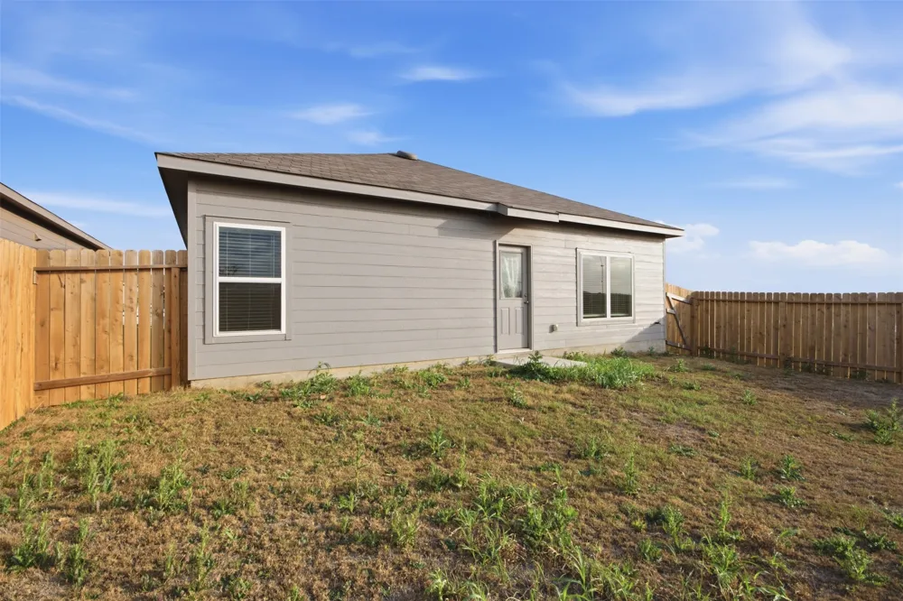 292 Legacy Circle New Braunfels, TX 78130